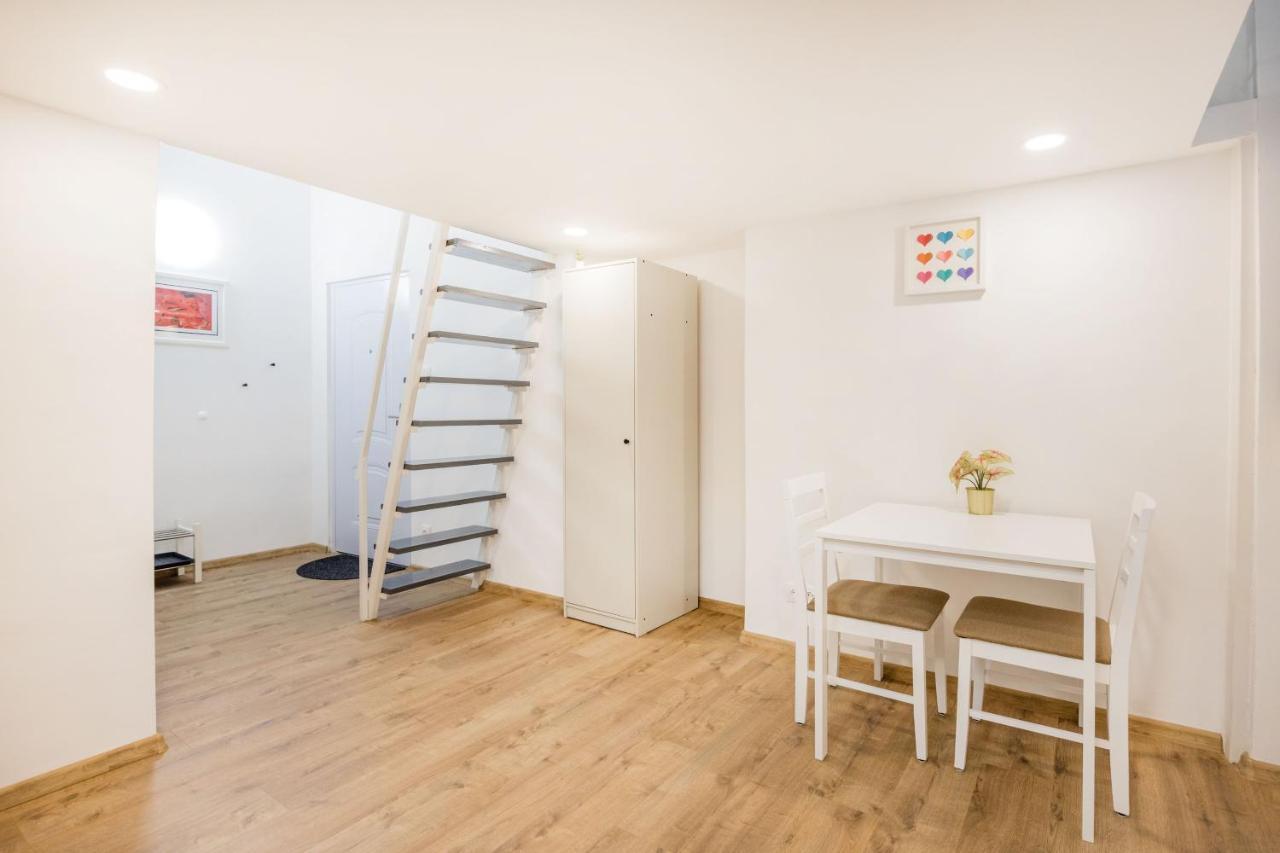 בודפשט V12 Apartments מראה חיצוני תמונה